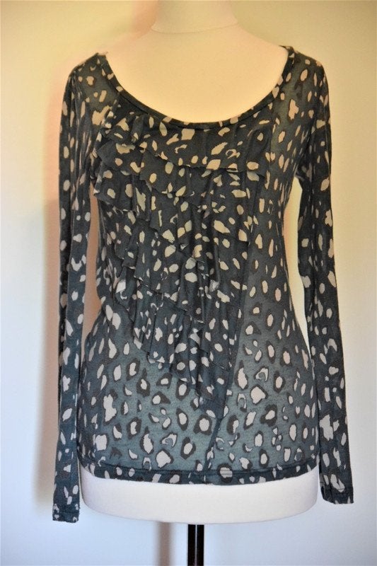 Dept: katoenen top in camouflage print met ruffels, XS, Verzenden, Nieuw, Lange mouw, Maat 34 (XS) of kleiner