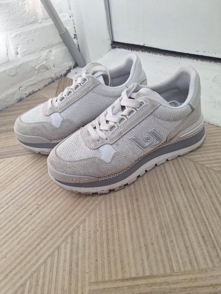 Schoenen Liu Jo, Ophalen, Wit, Sneakers of Gympen, Onbekend