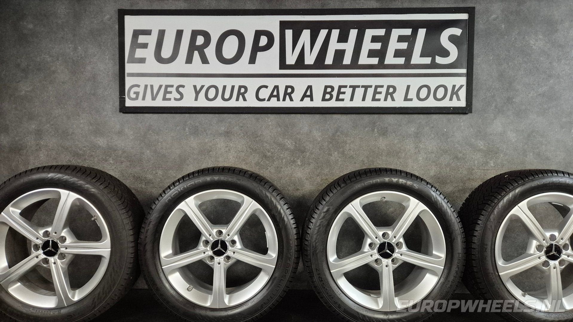 17 inch Mercedes W177 W247 CLA velgen winterbanden
