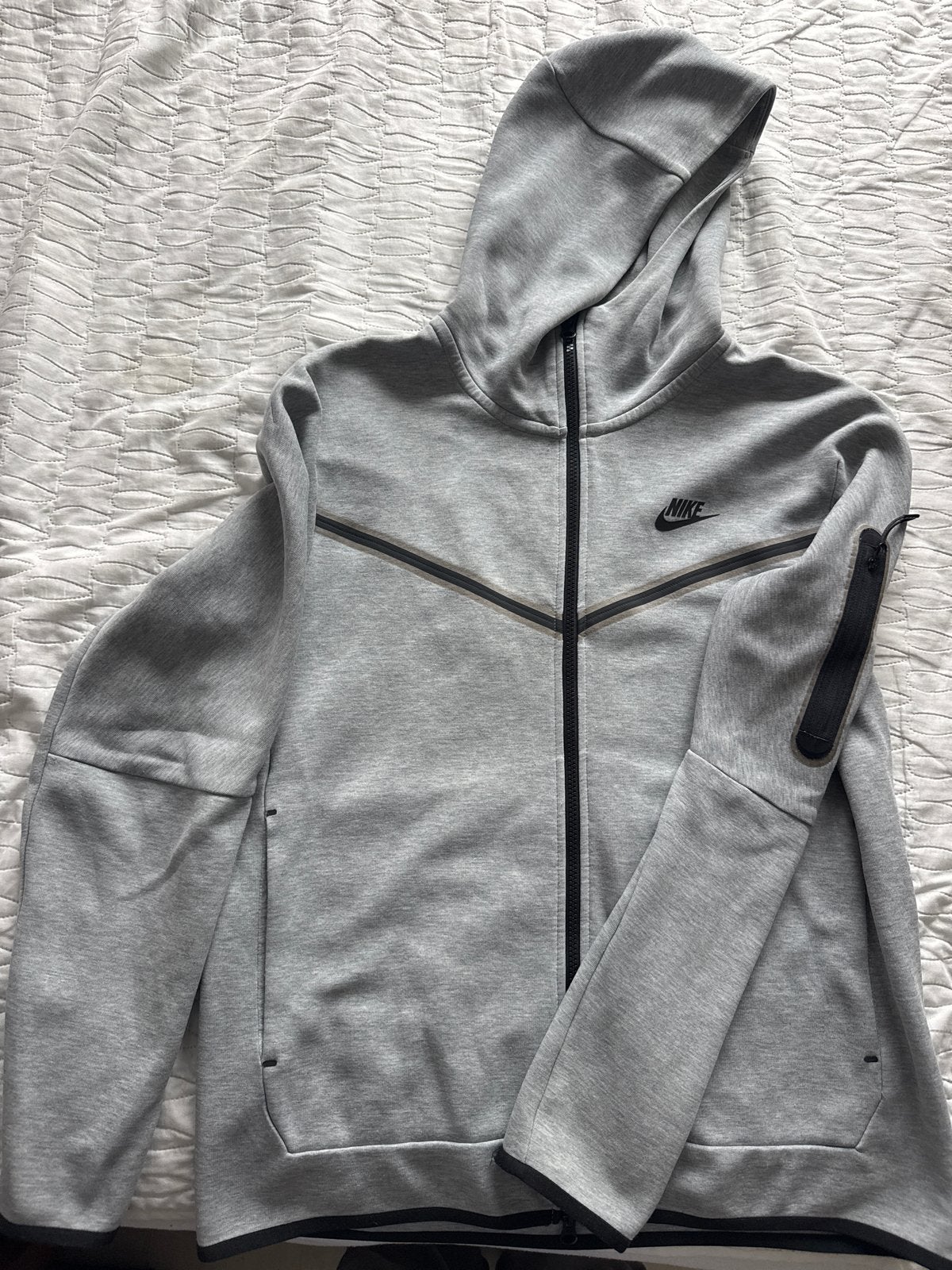 Nike Tech Fleece Vest Maat M, Ophalen of Verzenden, Zo goed als nieuw, Maat 48/50 (M), Grijs