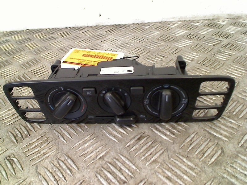 Bedieningspaneel Airco Volkswagen Up! (121) 2012 1S0820045F, Gebruikt, Volkswagen, Volkswagen AG, Kundenbetreuung@volkswagen.de