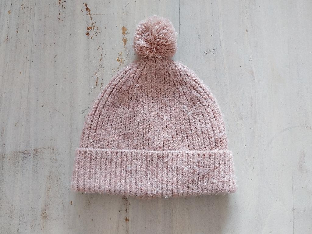 Zara oud roze mutsje met pompom bovenop 44 cm, Kinderen en Baby's, Gebruikt, Meisje, Ophalen of Verzenden, Zara