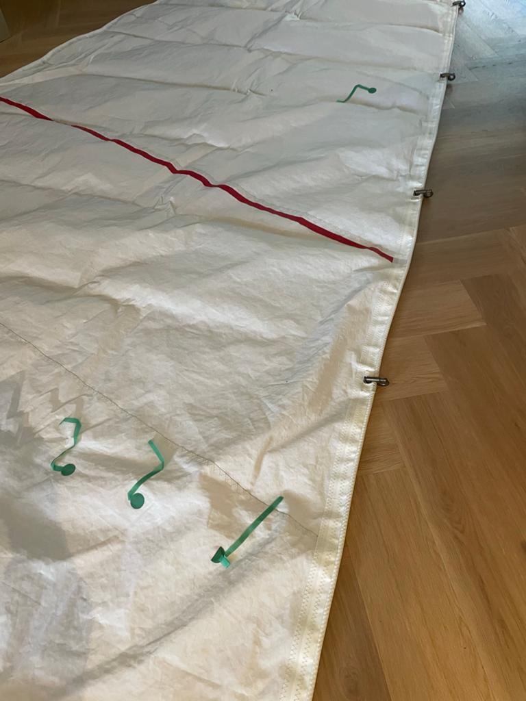 Grootzeil / high aspect zeil 7.05 x 2.57 m – met leuvers, Watersport en Boten, Zeilen en Zeiltoebehoren, Gebruikt, Genua of Fok