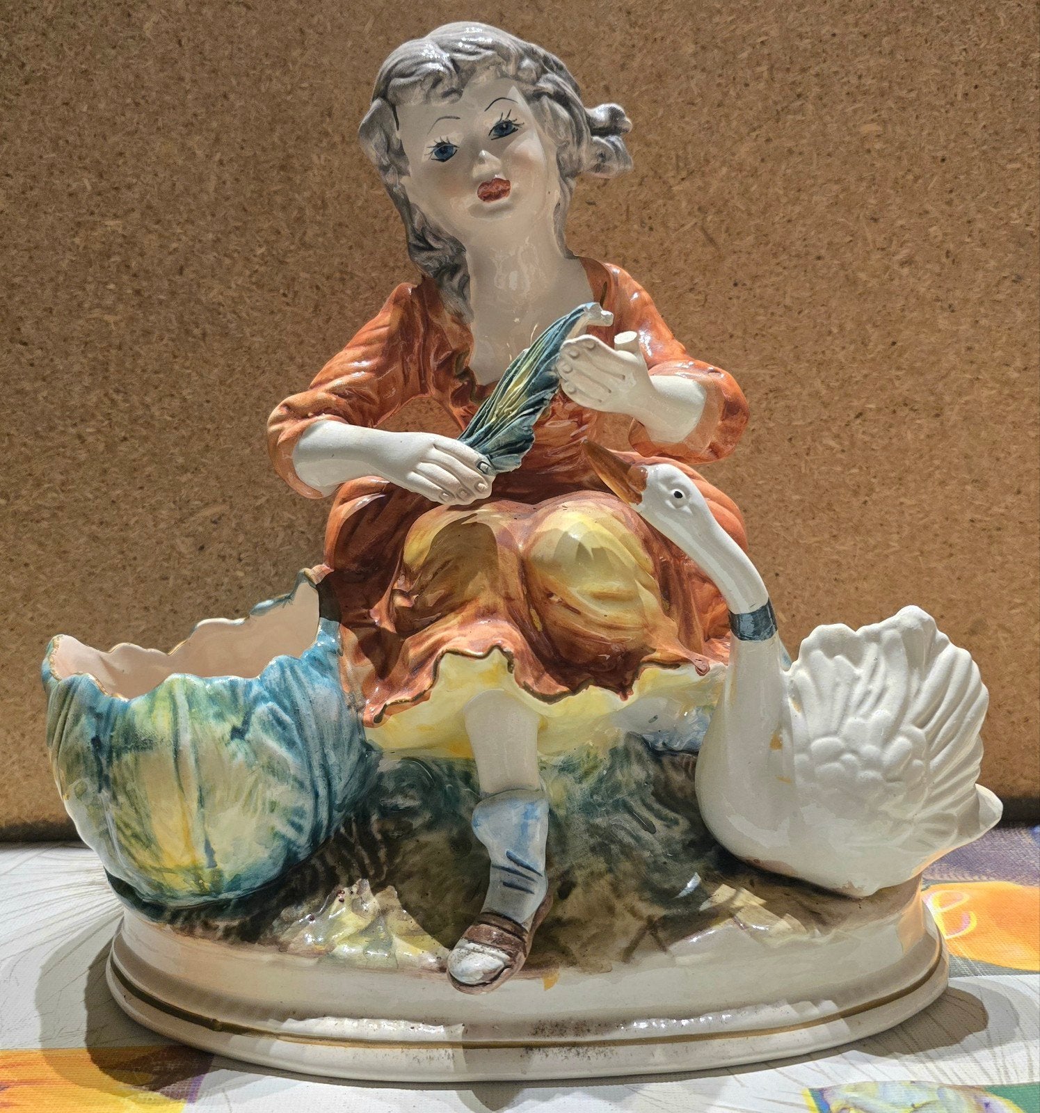 Vintage Capodimonte Stijl Beeld  Herderin met Zwaan, Ophalen of Verzenden