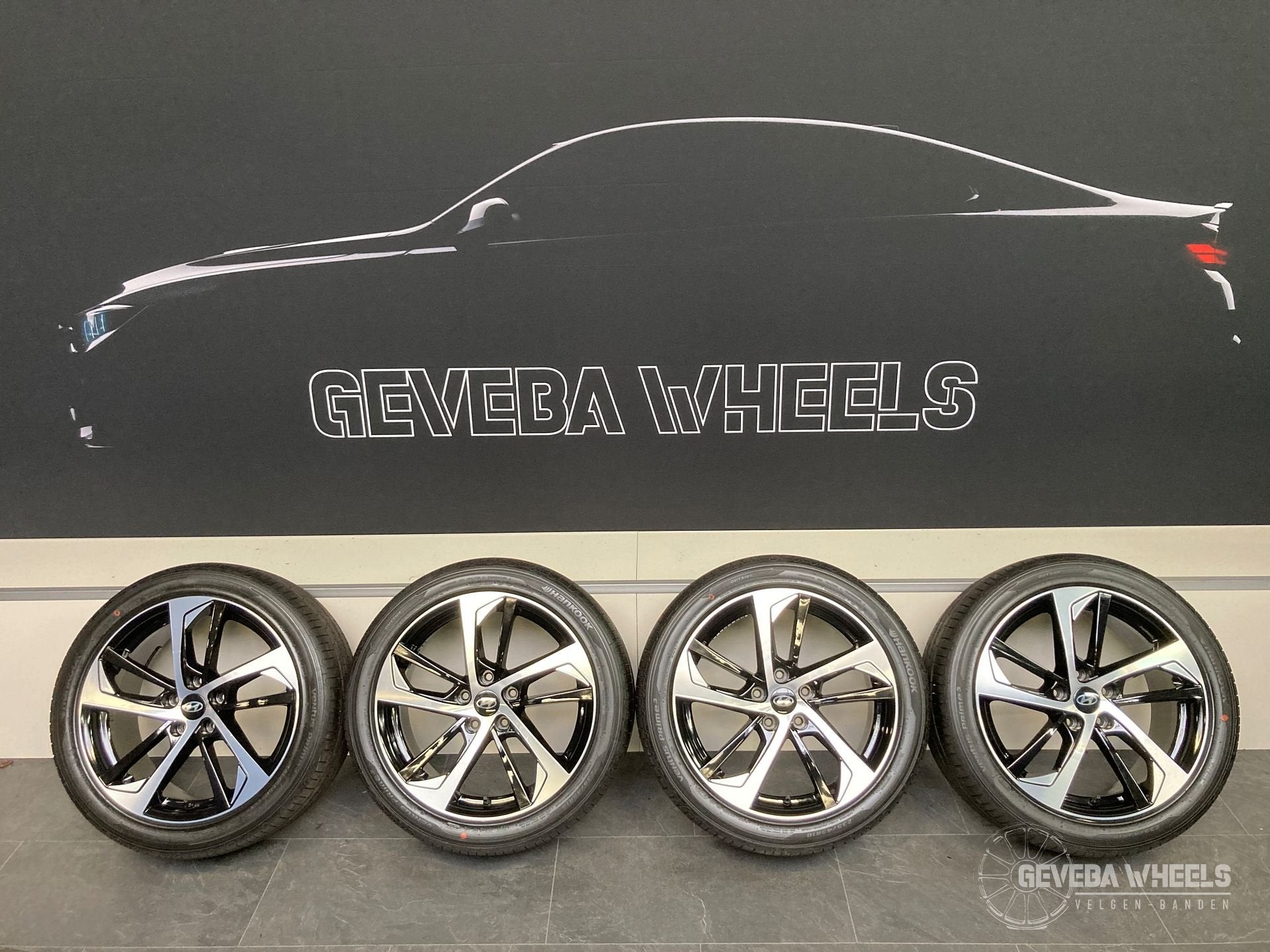18” Hyundai Kona I sport velgen + banden 5x114.3 TPMS, 18 inch, Gebruikt, -, -