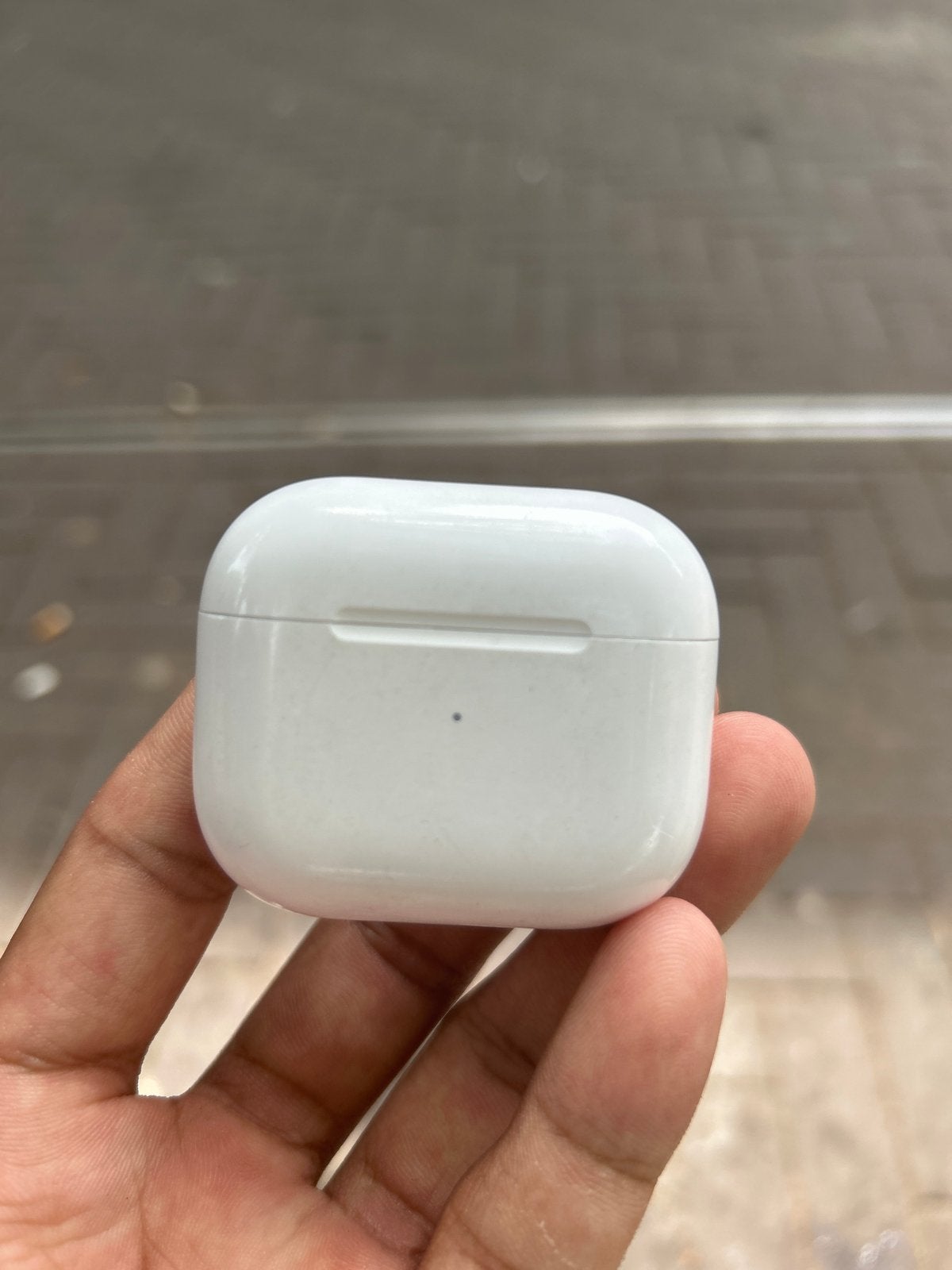 AirPods 3 oplaadcase (doosje) - Zonder oortjes, Ophalen of Verzenden, Gebruikt, Overige typen, Apple