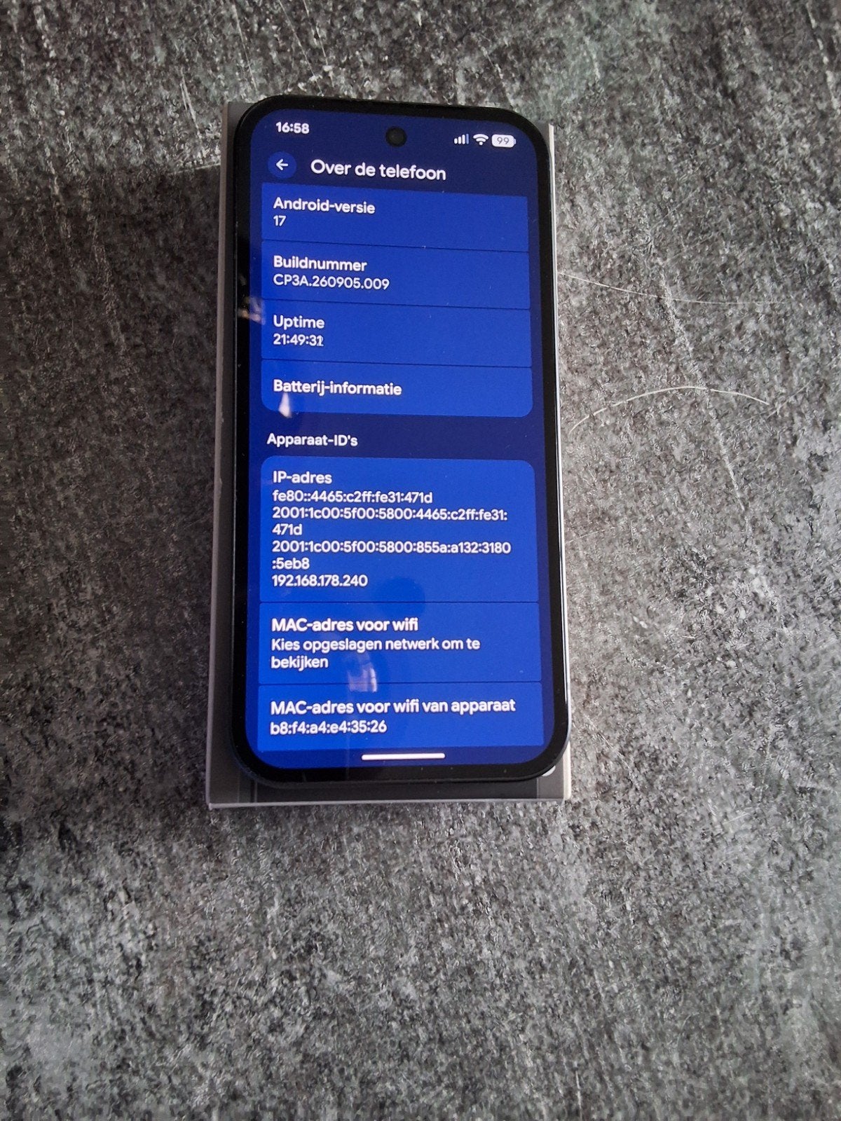Foto 3 van Google Pixel 10a 128GB Obsidian Nieuw Factuur+6 mnd Garantie