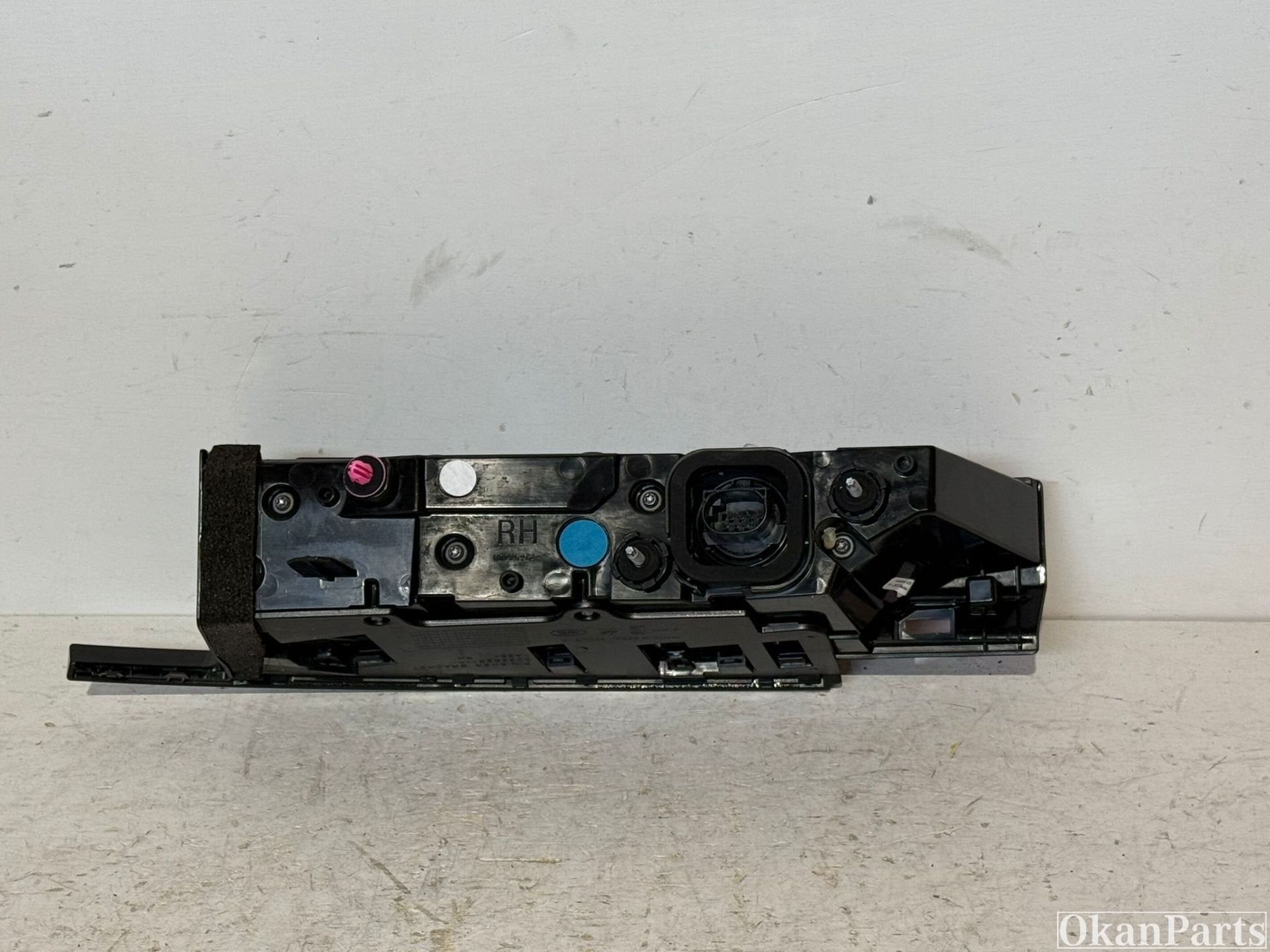 Range Rover Sport L461 achterlicht rechts N9X2-13A420-AH, Ophalen of Verzenden, Gebruikt