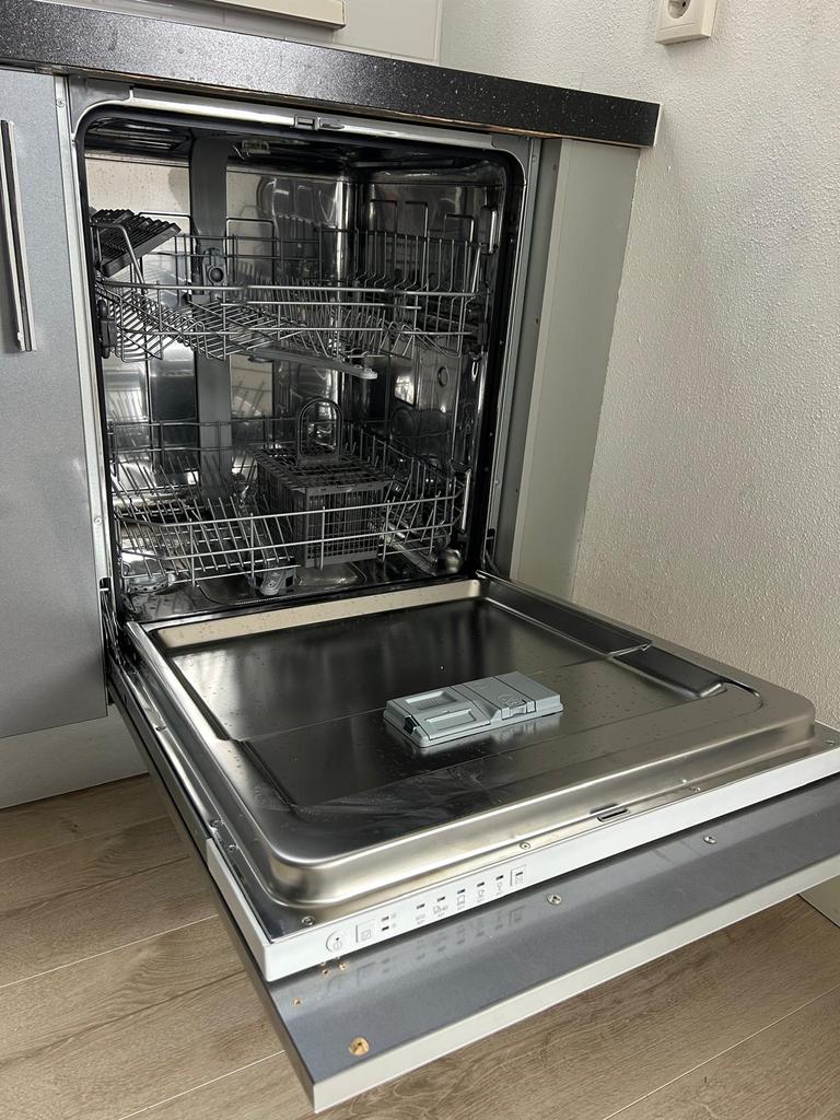 IKEA LAGAN vaatwasser inbouw 60cm NiEUW, Witgoed en Apparatuur, Vaatwasmachines, Ophalen, Zo goed als nieuw, Inbouw, Minder dan 85 cm