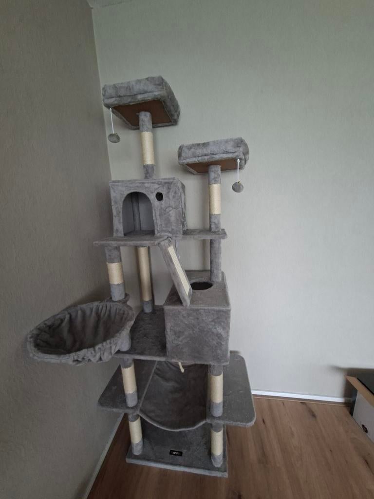 Krabpaal 55,5x46x206, Dieren en Toebehoren, Ophalen, Zo goed als nieuw, Krabpaal
