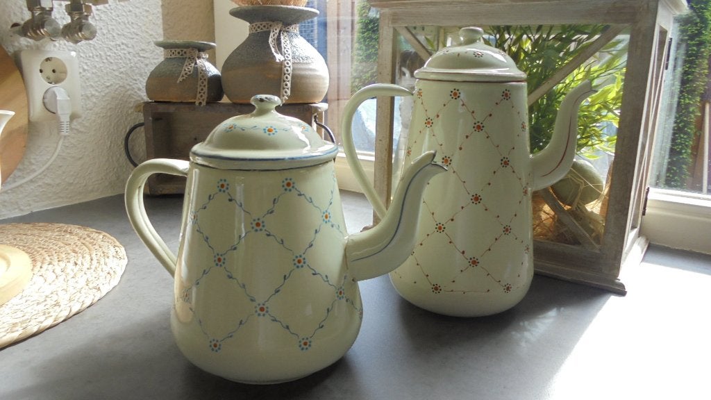 creme emaille theepot H20 & koffiekan H24cm, Ophalen