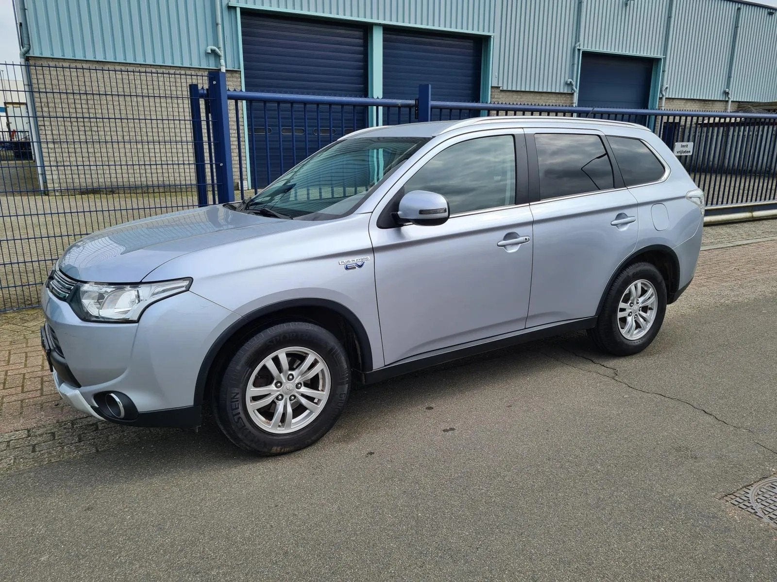 Foto 2 van Mitsubishi Outlander 2.0 PHEV AWD Hybride AUT.*AKTIEPRIJS!