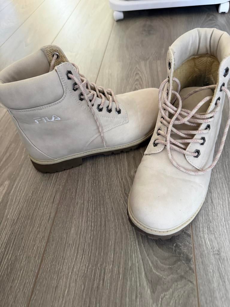 Fila schoenen/laarsjes, Ophalen of Verzenden, Zo goed als nieuw, Boots