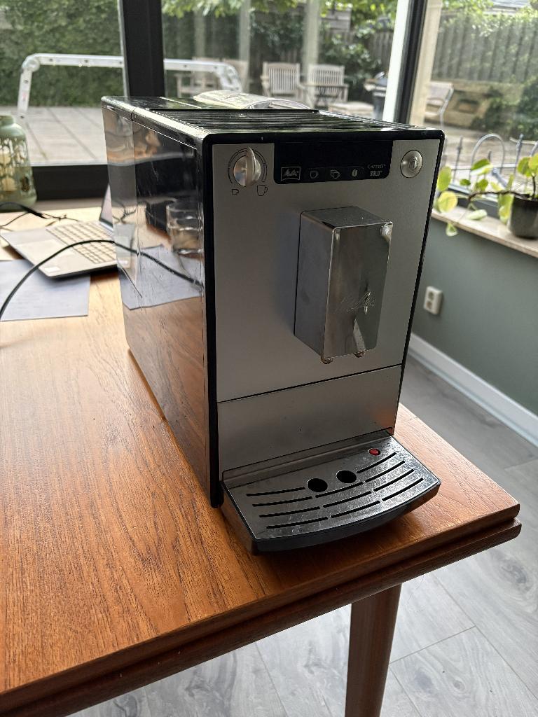 Melitta Caffeo Solo, Witgoed en Apparatuur, Koffiezetapparaten, Ophalen, Afneembaar waterreservoir, Gebruikt, Koffiemachine