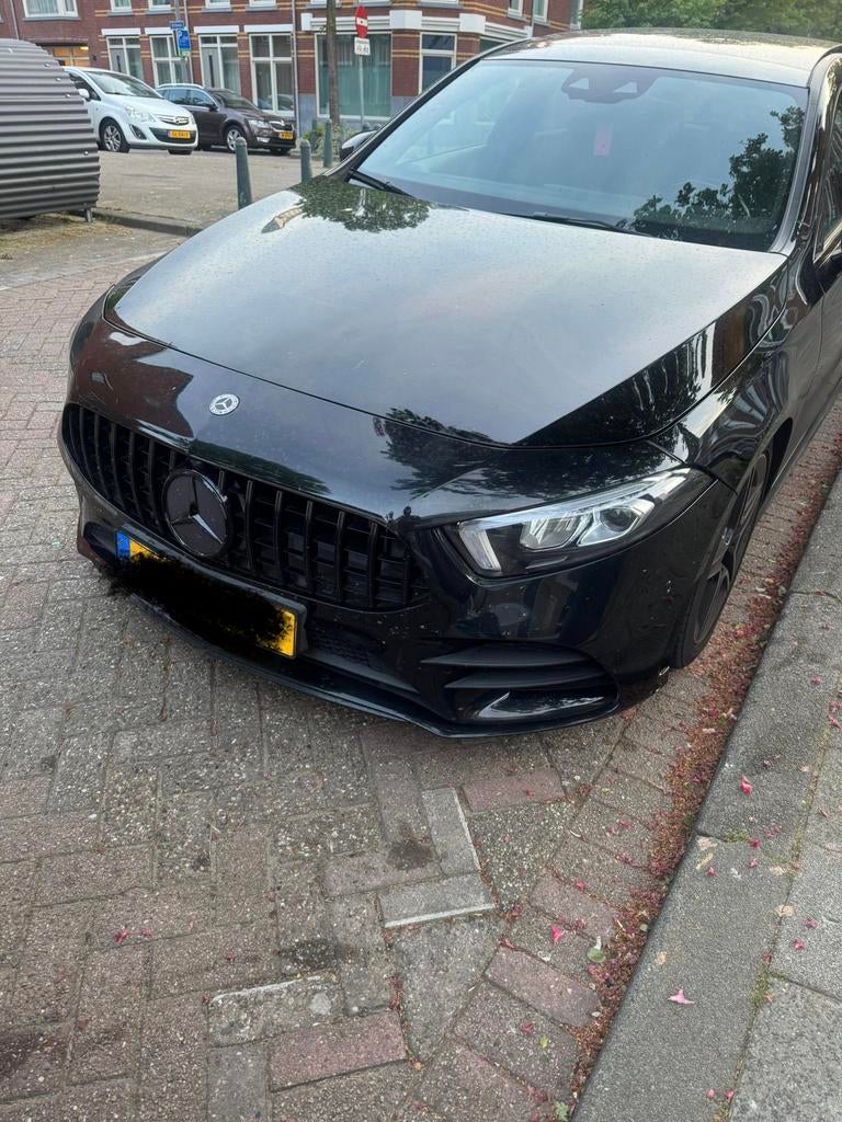 Mercedes A-Klasse 200 AMG vol opties PANO SFEERVERLICHTING, Ophalen, Bumper
