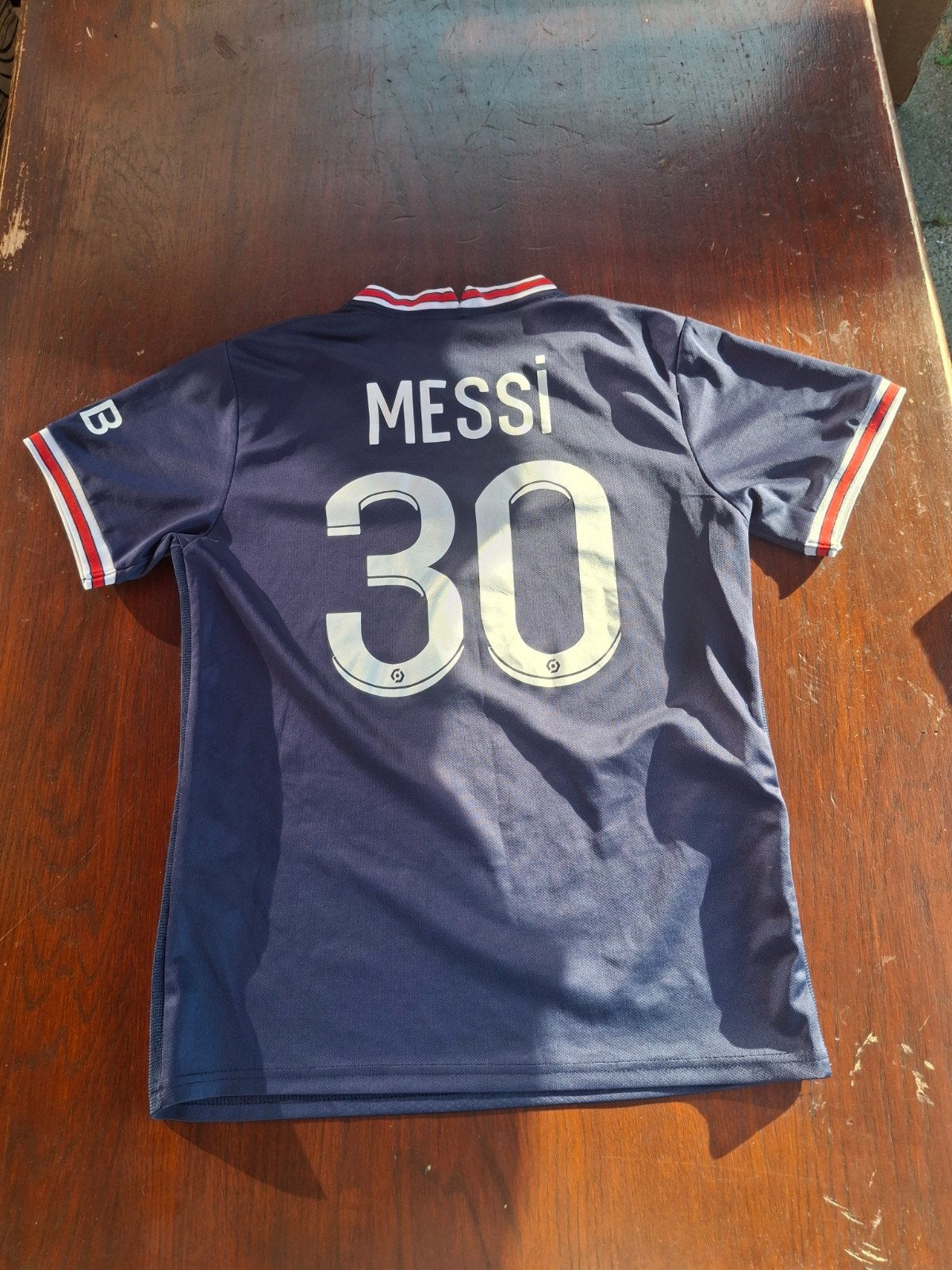 PSG Messi Shirt 140 - Donkerblauw & Official Look, Kinderen en Baby's, Jongen of Meisje, Ophalen of Verzenden, Zo goed als nieuw