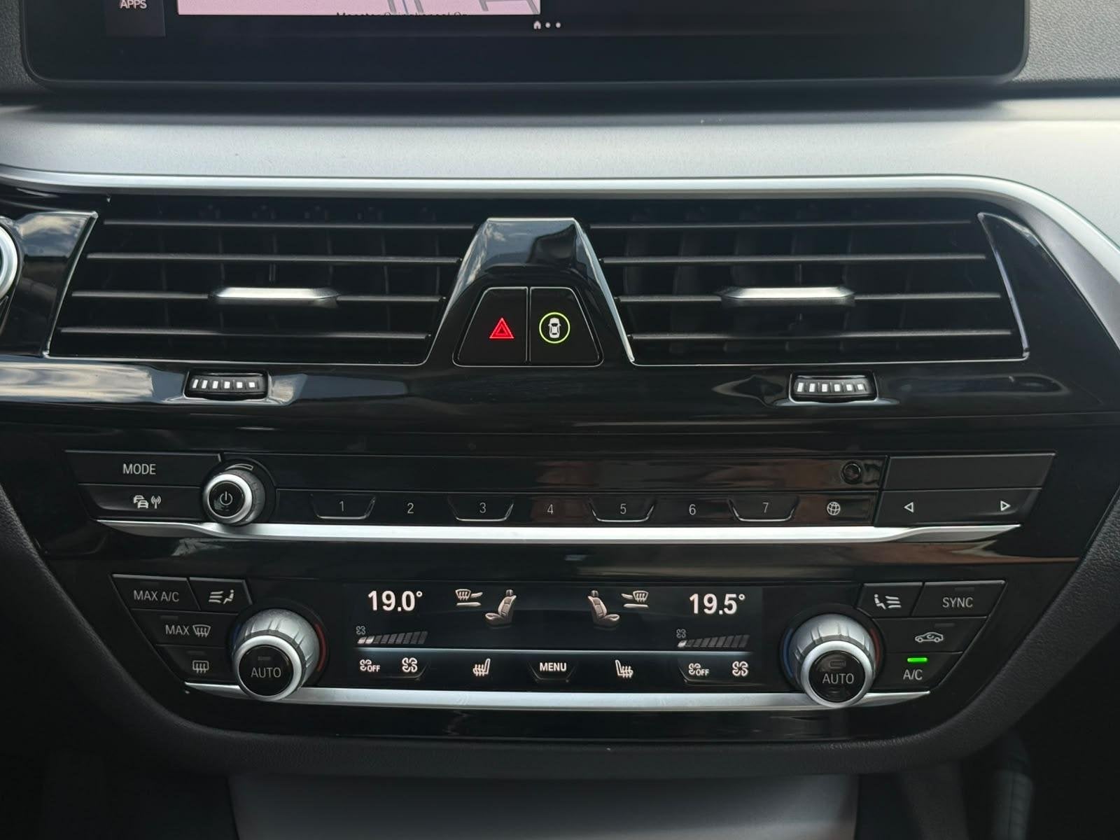 Foto 20 van BMW 5-serie Touring 520i High Executive