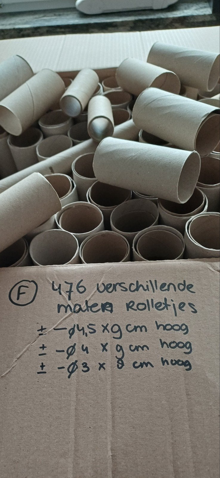 Grote partij van 476 knutselrolletjes in diverse maten, Nieuw, Ophalen of Verzenden, Papier of Karton, Knutselmateriaal