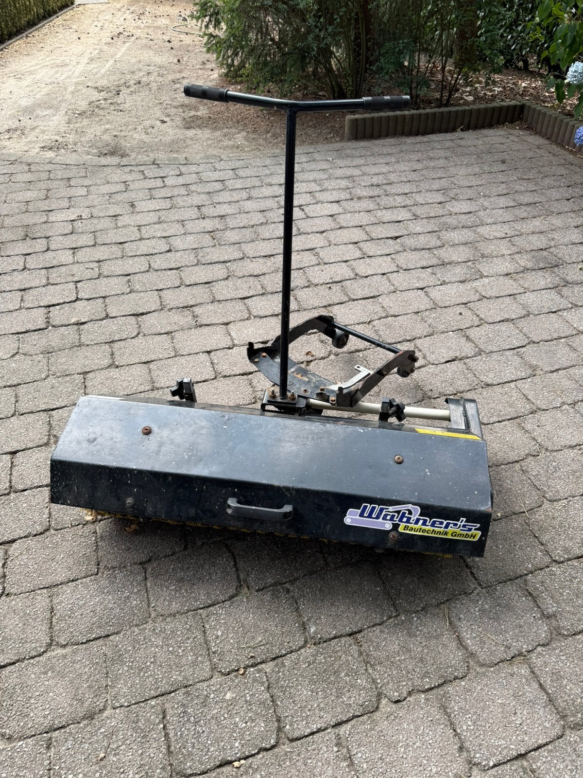 Husqvarna Veegborstel 300‑serie – Frontborstel – Rider 300, Ophalen, Gebruikt