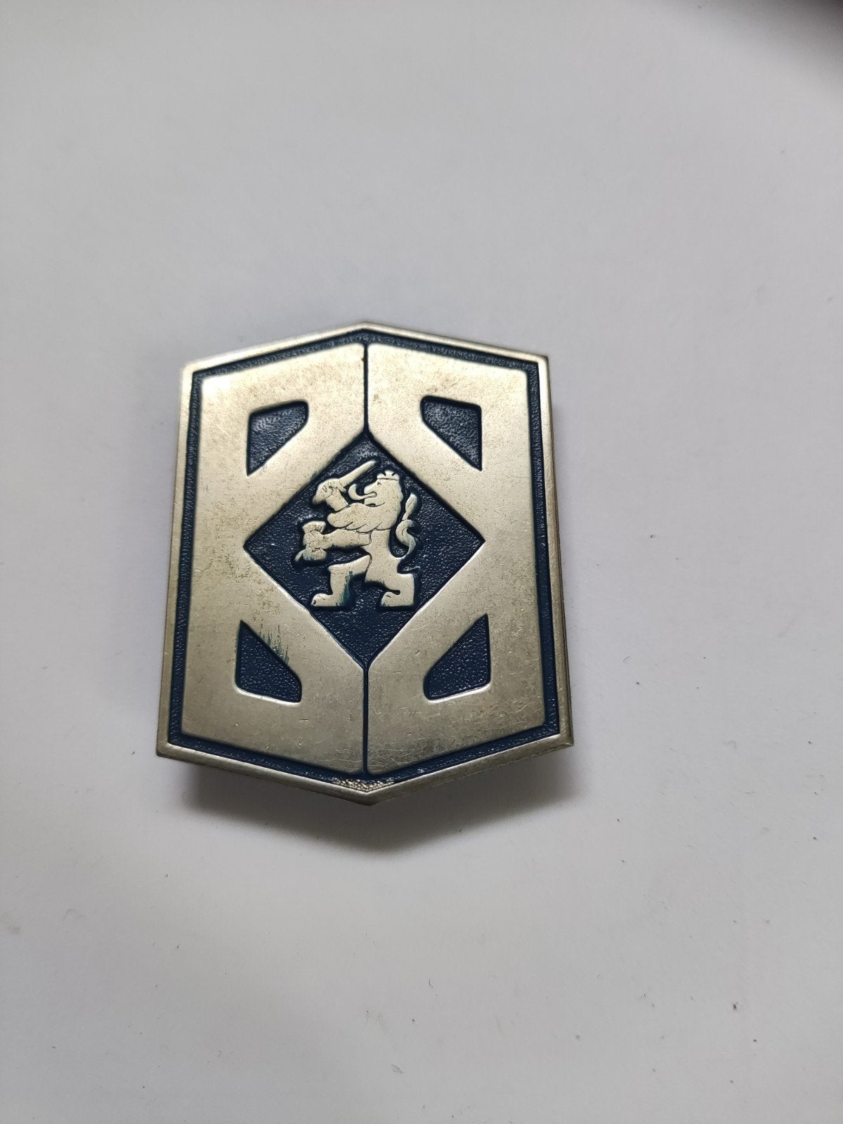 BurgerBescherming Baretembleem, Verzamelen, Militaria | Algemeen, Ophalen of Verzenden, Landmacht, Nederland, Embleem of Badge