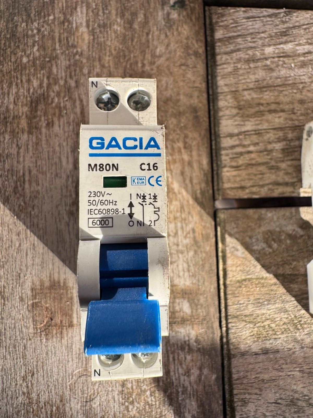 GACIA M80N C16 Installatieautomaat, Ophalen of Verzenden, Gebruikt, Overige merken, Installatieautomaat