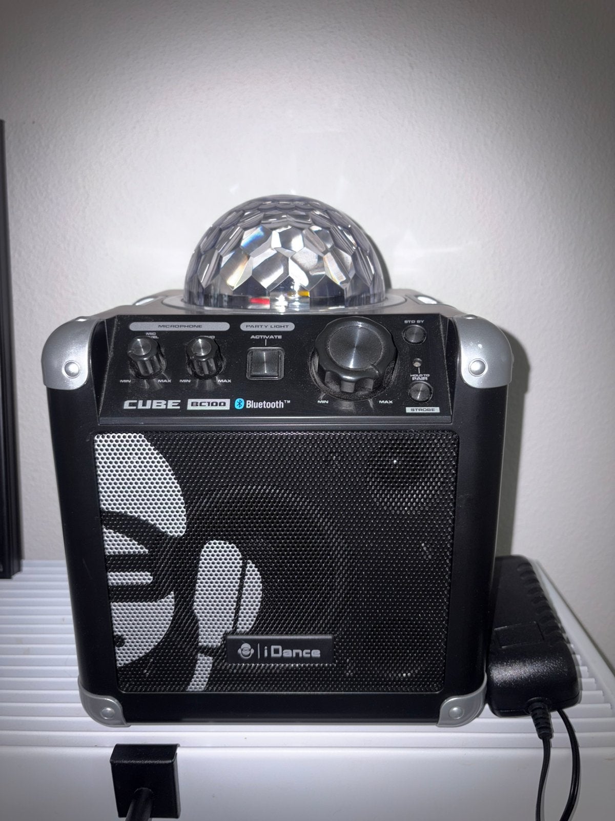 iDance Cube BC100 Bluetooth Speaker met Discolamp, Ophalen, Gebruikt, Luidspreker(s)