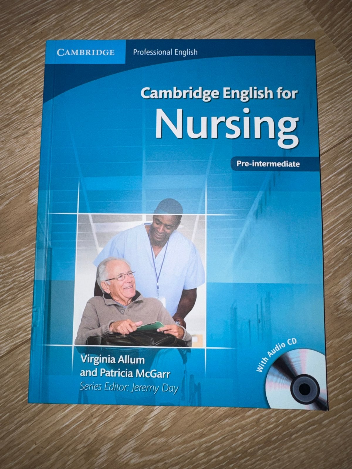 Cambridge English for Nursing - Pre-intermediate, Boeken, Ophalen of Verzenden, Gamma, Zo goed als nieuw, MBO