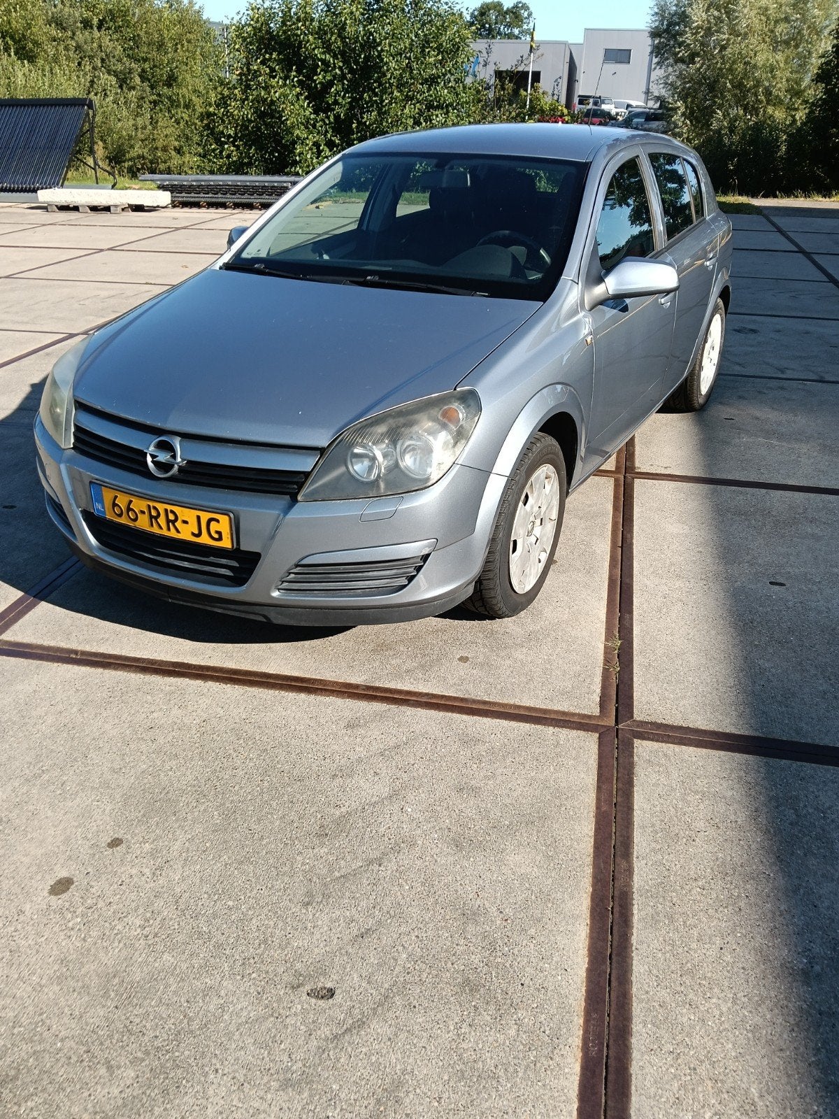 Opel Astra 1.6 16V 5D 77KW 2005 Grijs, Auto's, Voorwielaandrijving, 4 cilinders, 1165 kg, Origineel Nederlands