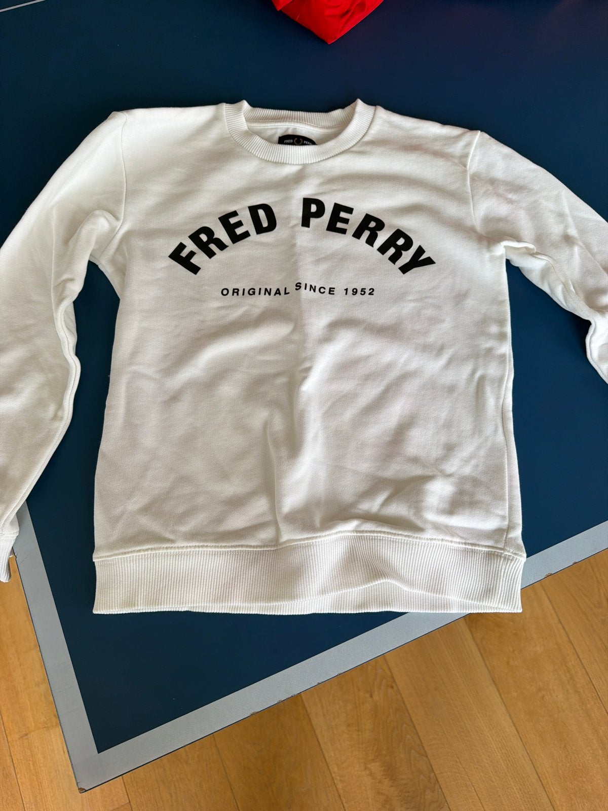 Fred Perry sweater wit - origineel sinds 1952, Ophalen of Verzenden, Gedragen, Maat 48/50 (M), Wit