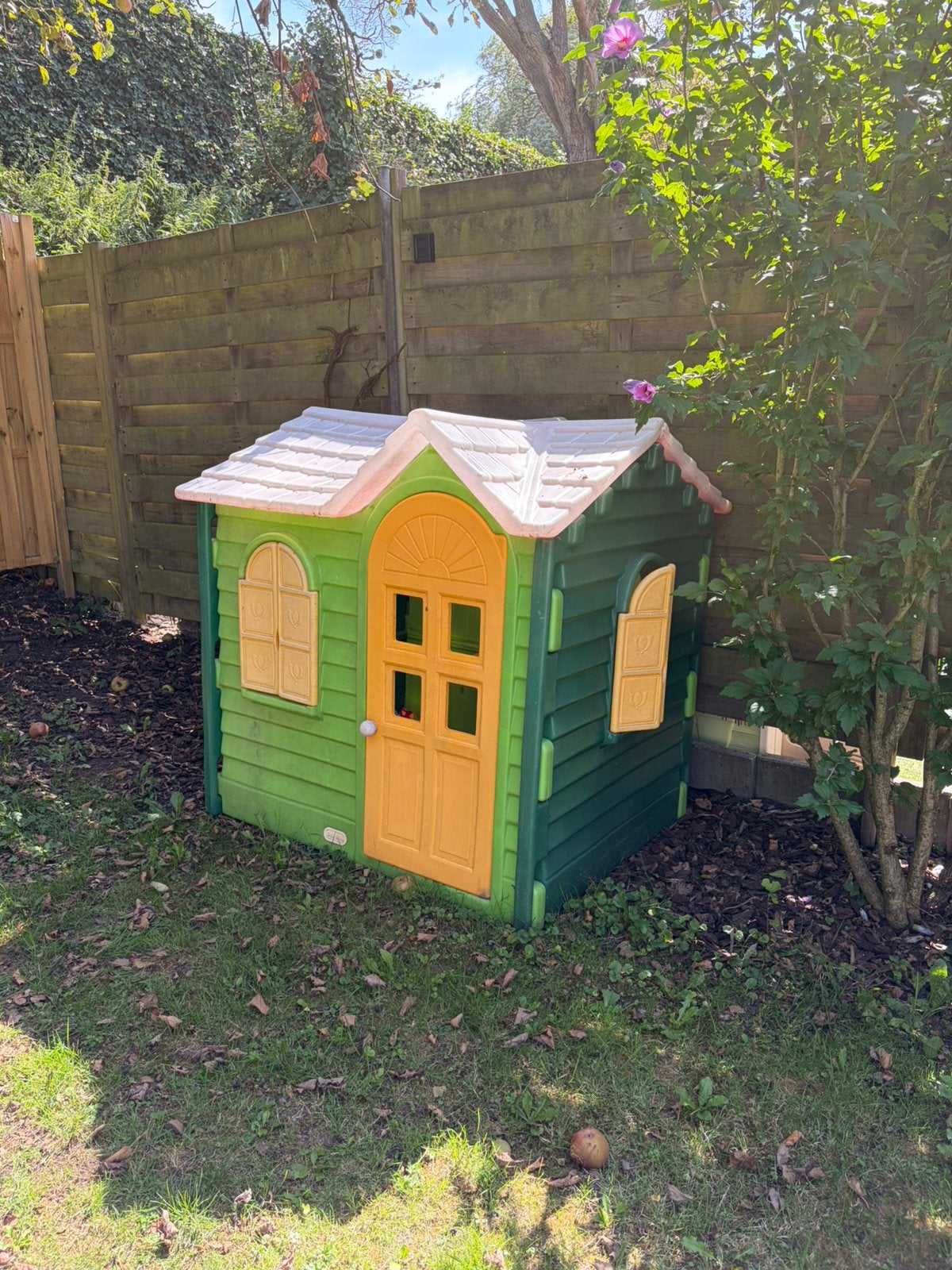 Stevig Speelhuisje met toebehoren, Kinderen en Baby's, Ophalen, Gebruikt, Kunststof