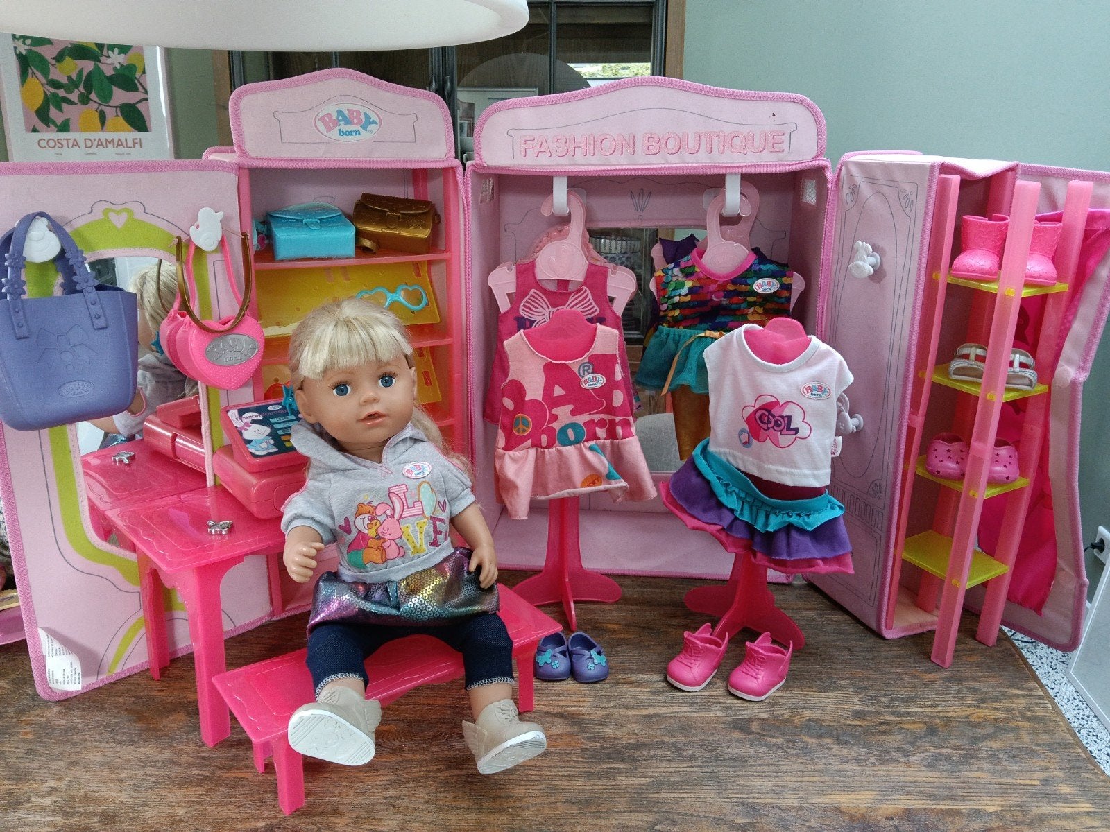 Baby Born Fashion Boutique met accessoires en kassa, Kinderen en Baby's, Speelgoed | Poppen, Ophalen of Verzenden, Zo goed als nieuw