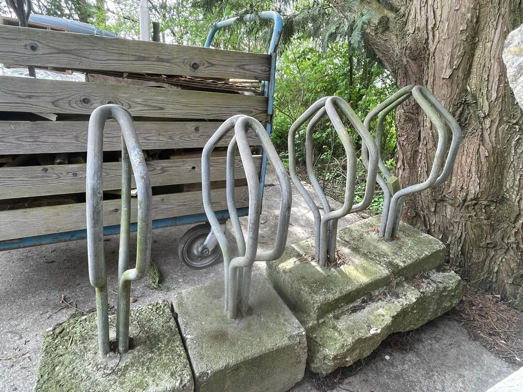 Fietsenrek / fietsbeugel, Ophalen, Gebruikt