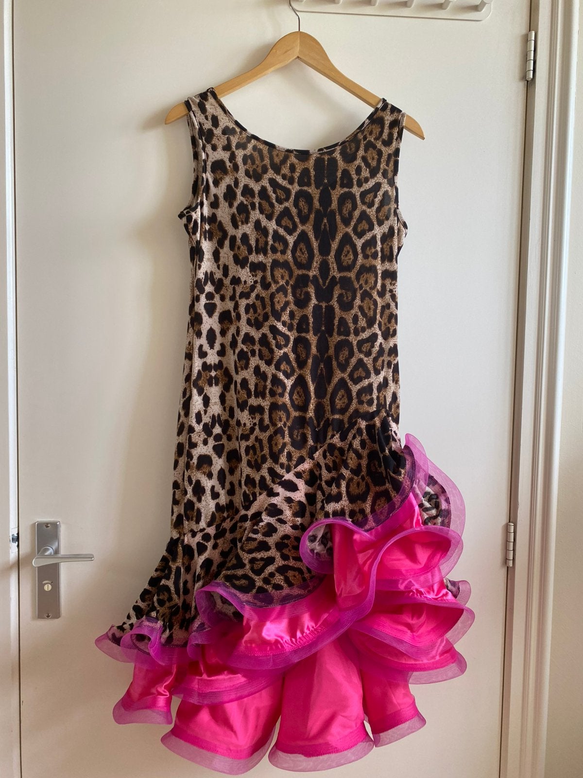 Nieuw salsa of andere dansvorm jurkje, Kleding | Dames, Ophalen of Verzenden, Zo goed als nieuw, Maat 38/40 (M), Boven de knie