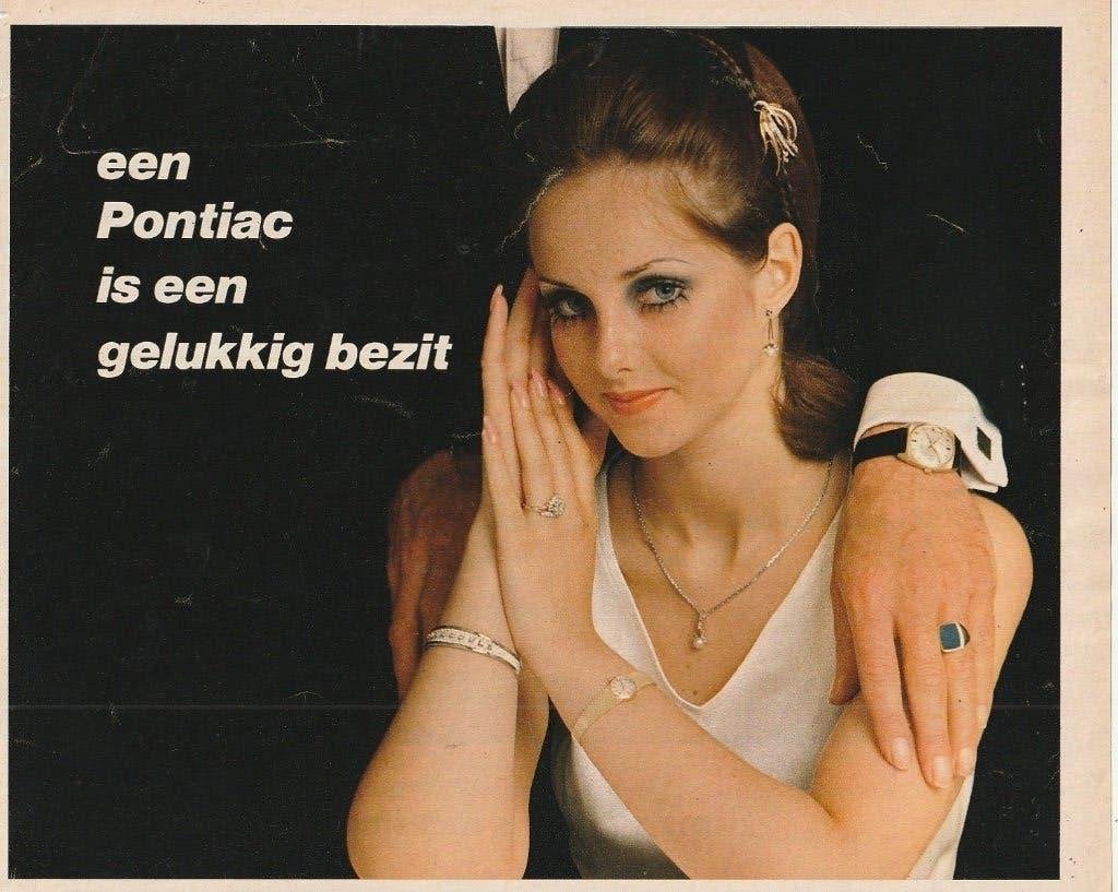 retro reclame 1969 Pontiac horloge gelukkig bezit, Verzenden, Overige typen