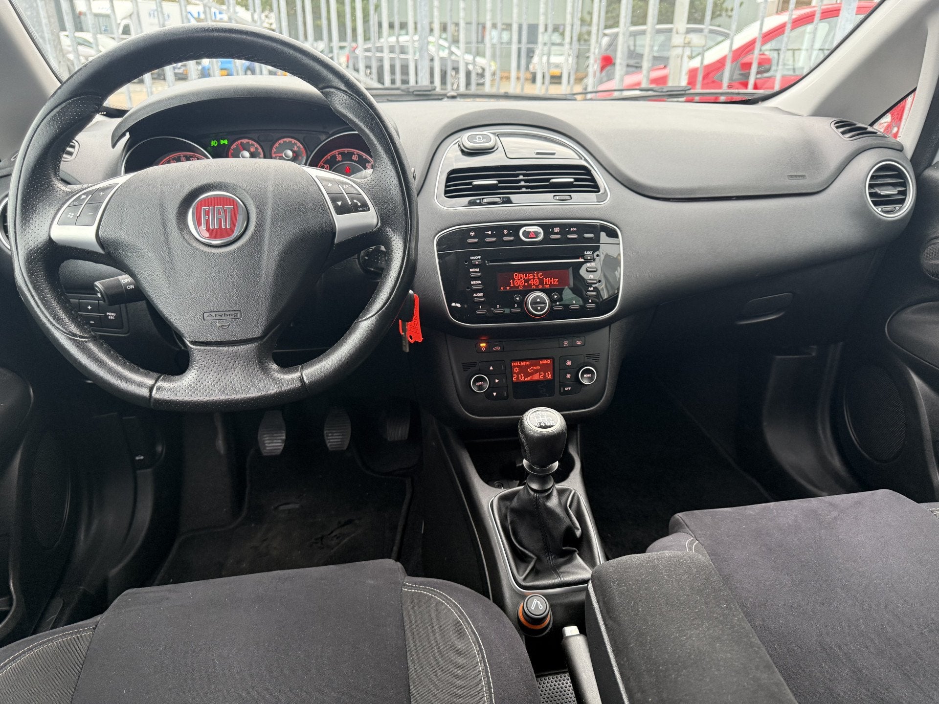 Fiat Punto Evo TwinAir 5-deurs Sport Climate contr, Sport in, Euro 5, 86 pk, Gebruikt, Zwart