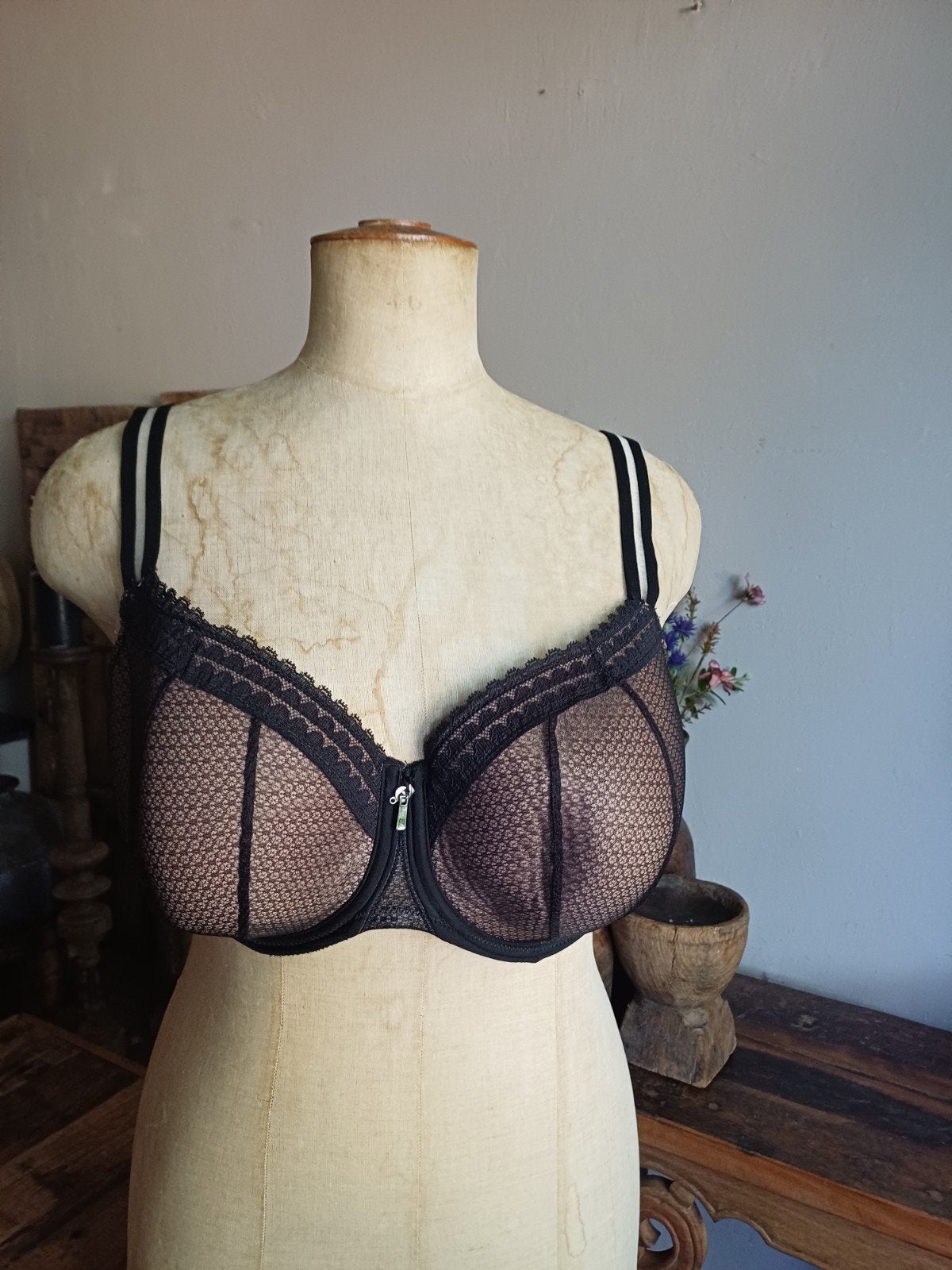 Prima Donna Twist BH 85F met kanten cups, Prima Donna Twist, Ophalen of Verzenden, Zwart, BH