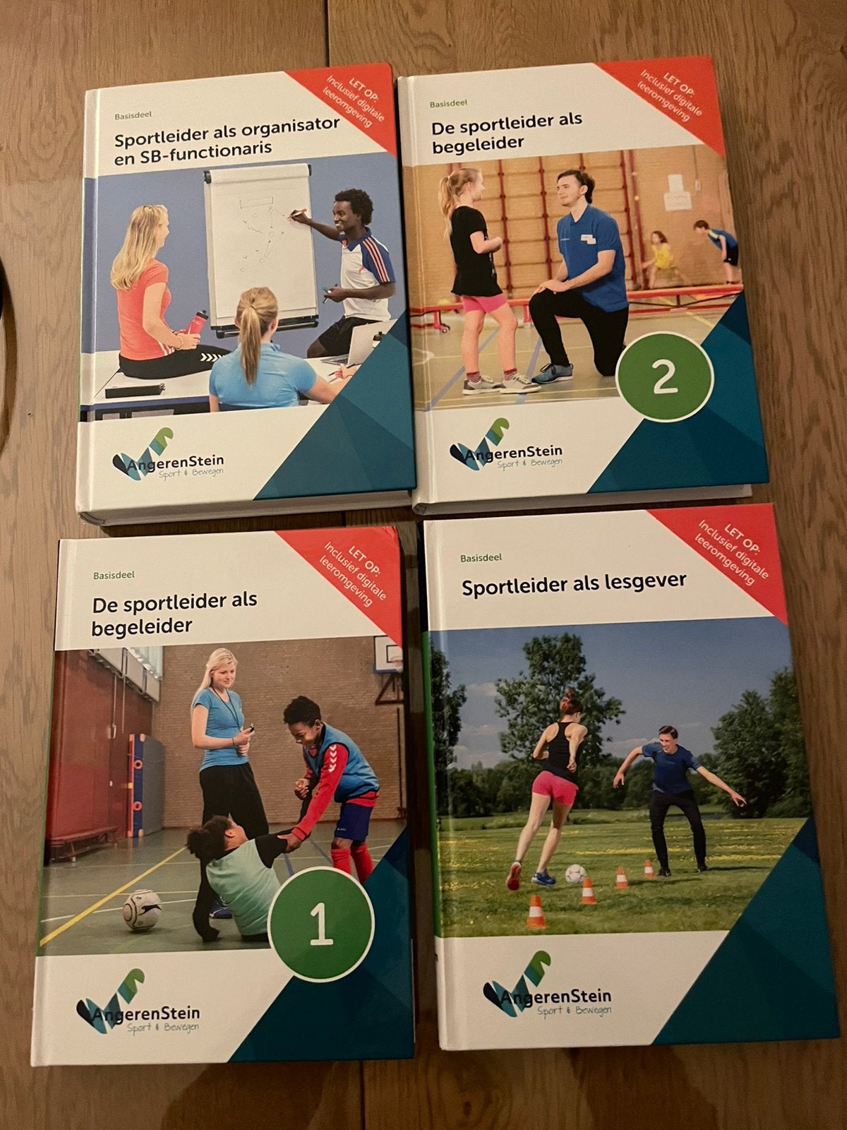 Cios schoolboeken 4 stuks, Ophalen of Verzenden, Zo goed als nieuw, Overige niveaus