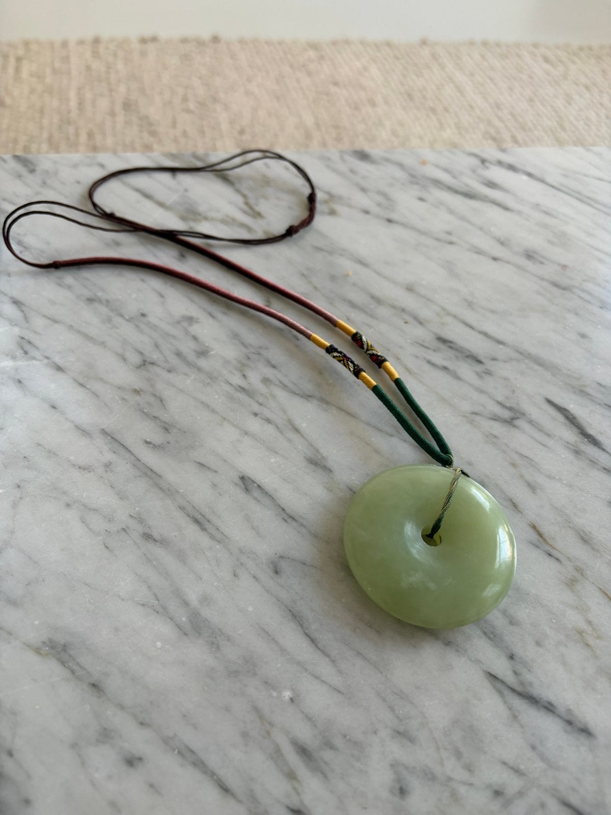 jade  klasse A (hanger donut / cirkeljade) ping-an-kou, Ophalen of Verzenden