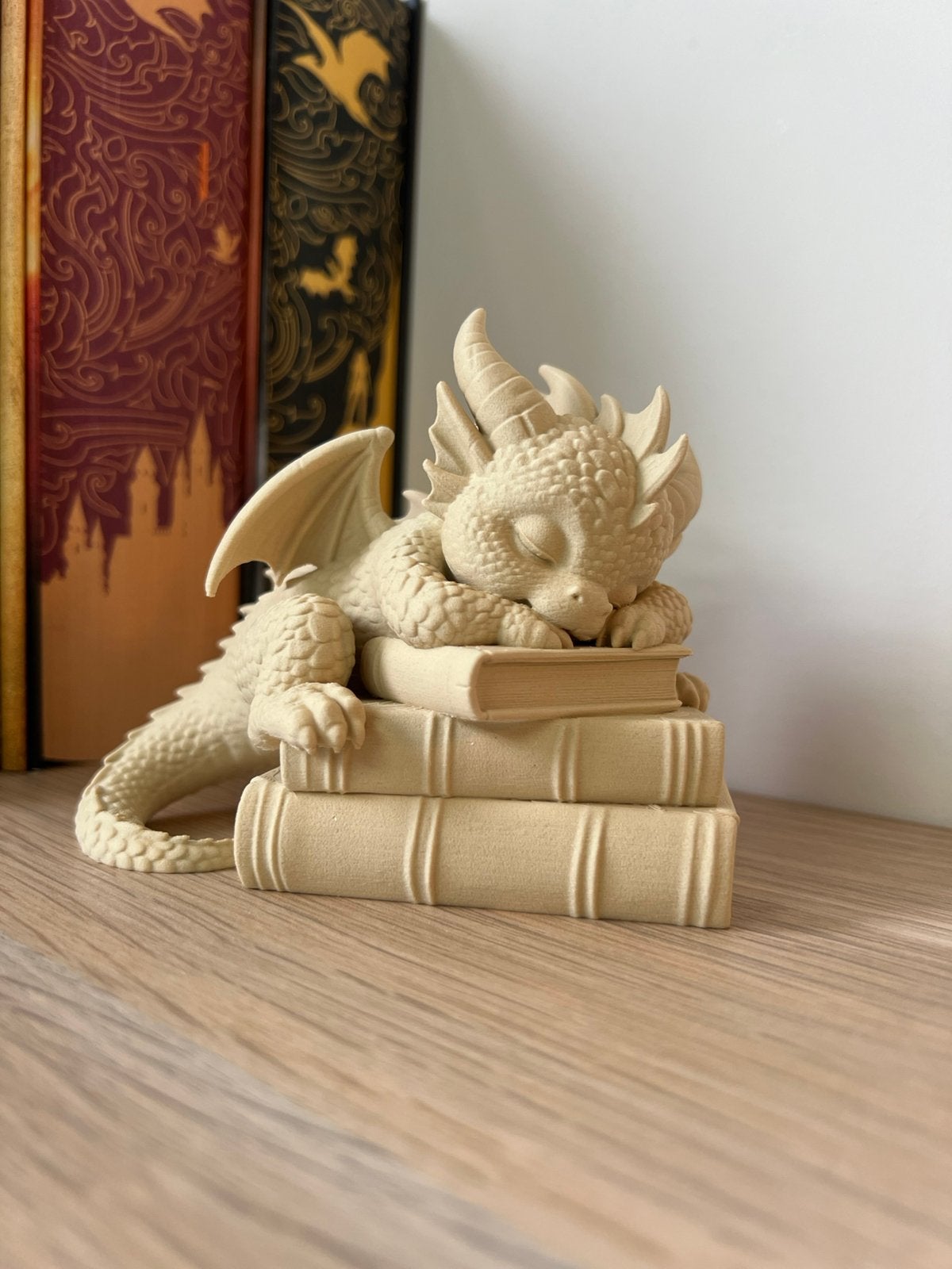 Fantasy boekenplank draakje, Verzamelen, Beelden en Beeldjes, Ophalen, Zo goed als nieuw