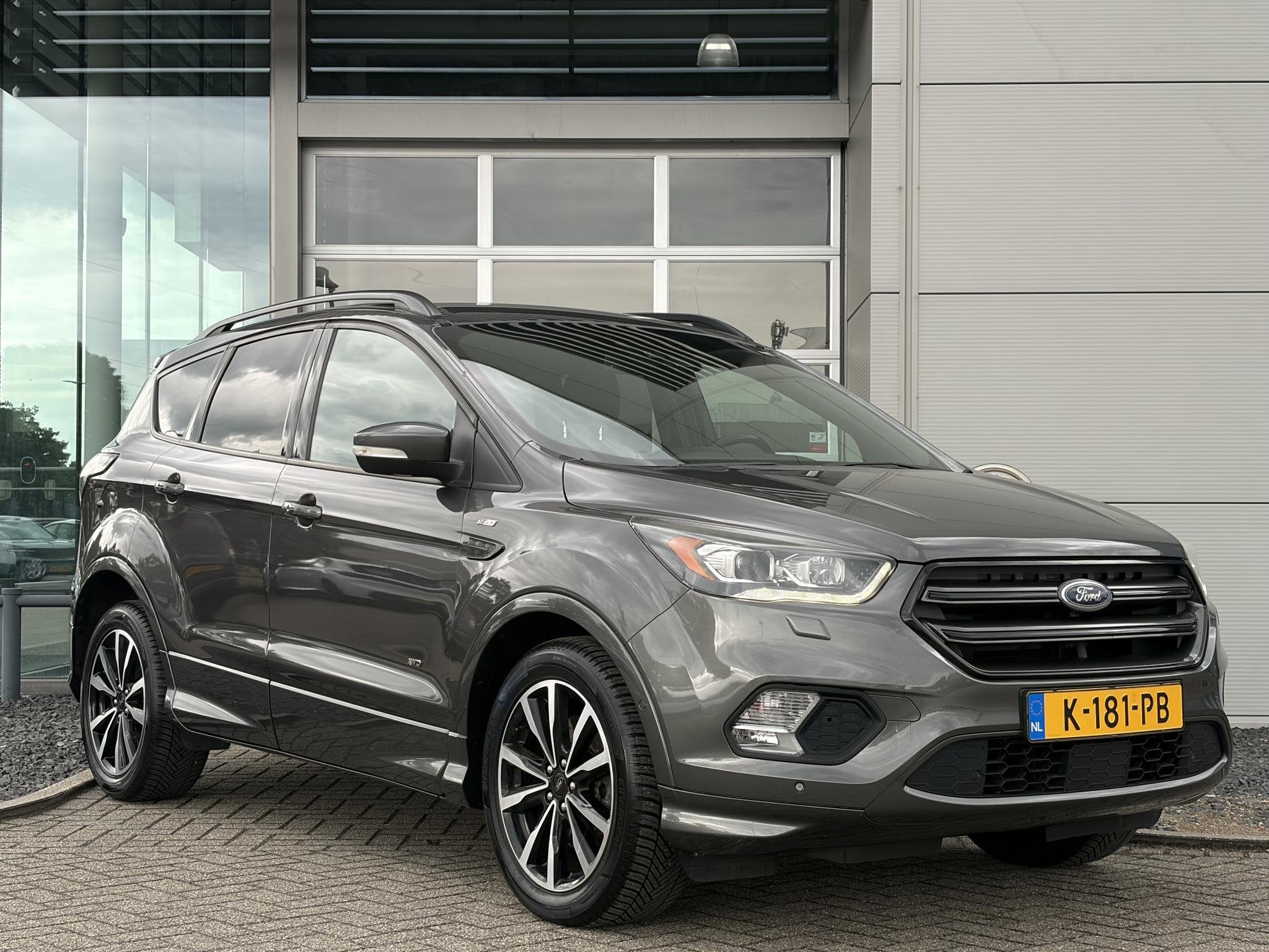 Ford Kuga 1.5 EcoBoost ST-line Automaat 4WD Trekhaak | All s, Auto's, Ford, Euro 6, 4 cilinders, 1850 kg, Origineel Nederlands