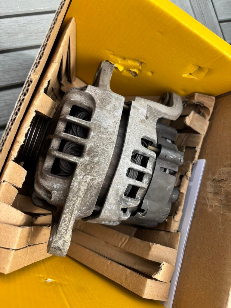 Dynamo Nissan Micra K12, Auto-onderdelen, Ophalen of Verzenden, Nissan, Bumper