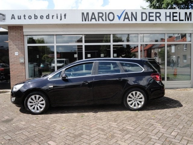 Opel Astra Sports Tourer 1.4 Cosmo airco, Voorwielaandrijving, Euro 5, Gebruikt, 4 cilinders