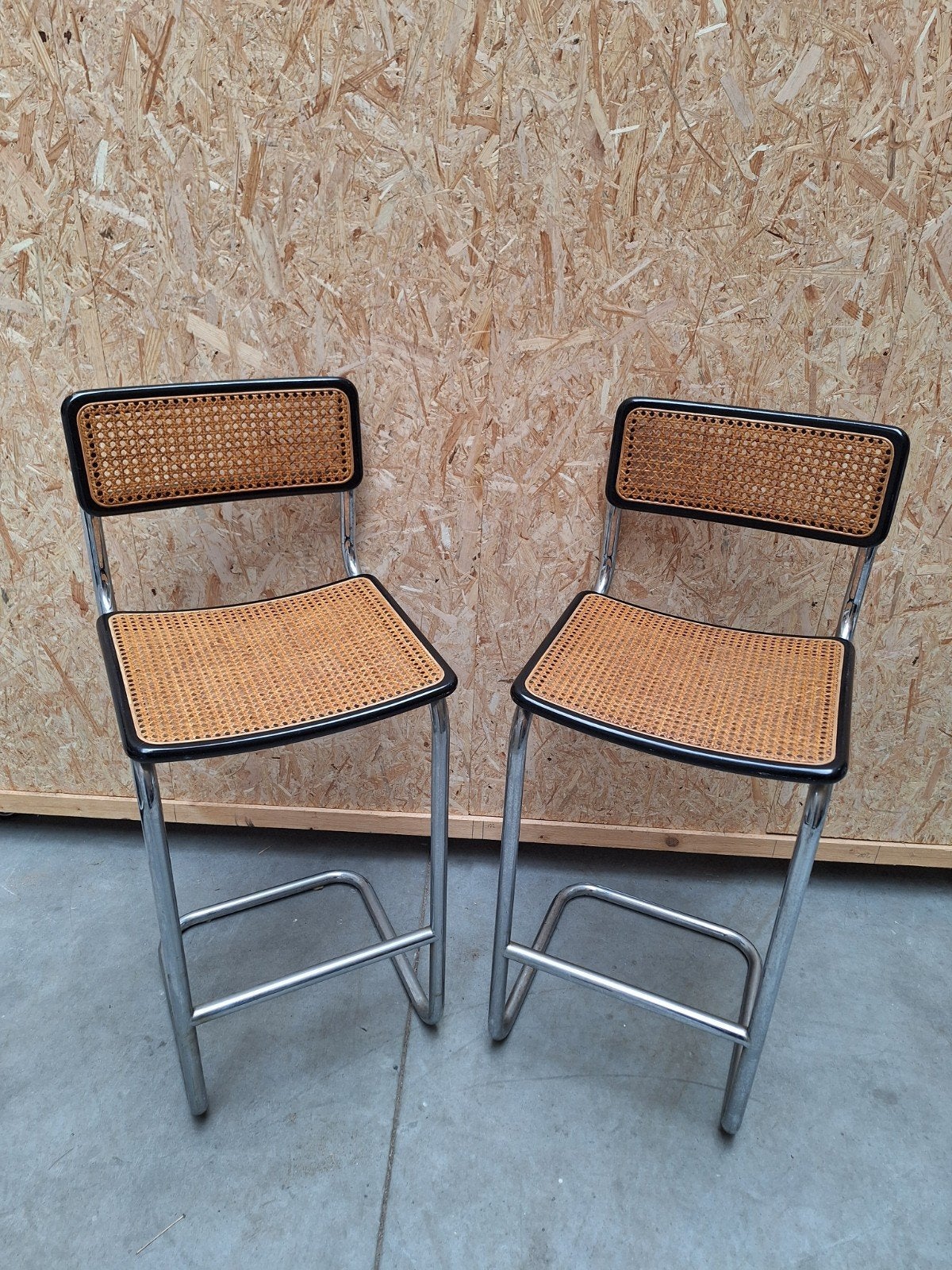2 Vintage Cesca webbing barkrukken, Huis en Inrichting, 2 krukken, Ophalen, Gebruikt, 60 tot 90 cm