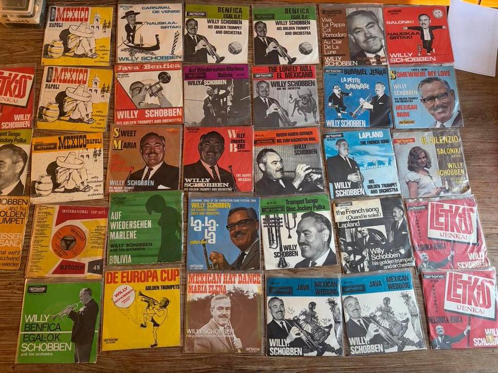 Diverse singles van Willy Schobben, Gebruikt, 7 inch, Levenslied of Smartlap, 1960 - 1969