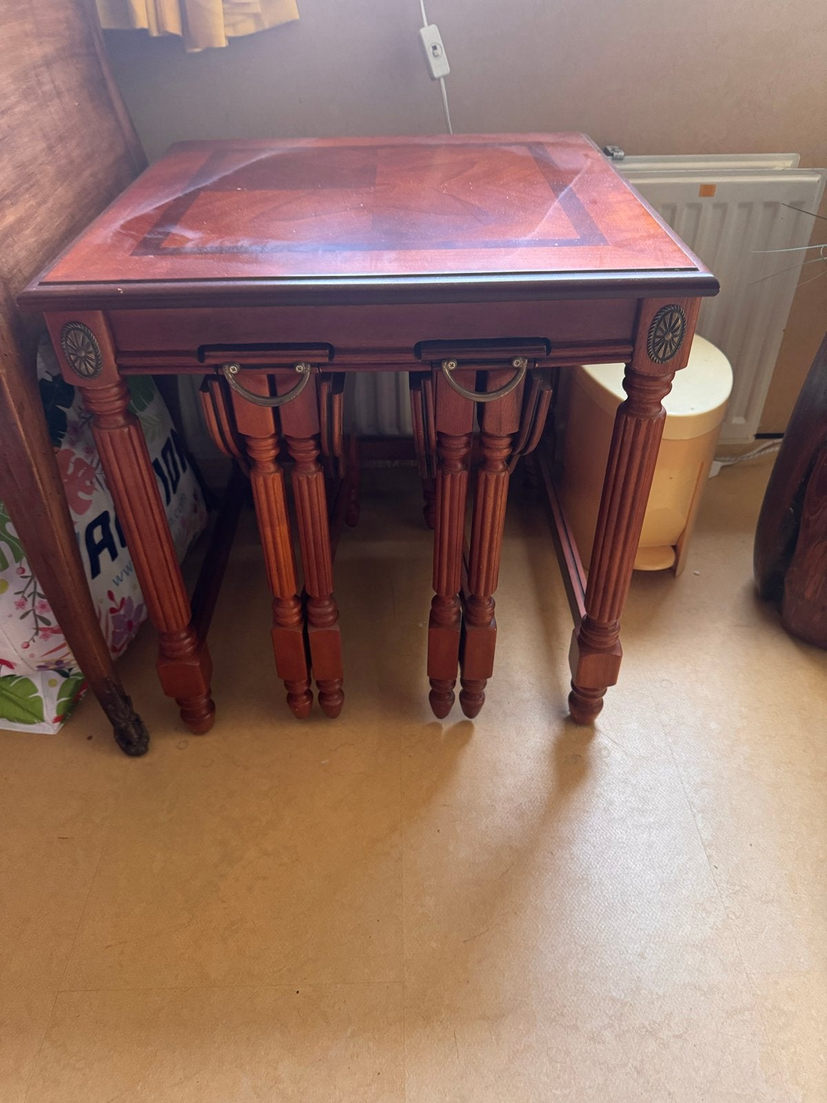 Vintage Regency-stijl mahoniehouten nesttafels Set van 3, Gebruikt, 55 tot 75 cm, Hout, Ophalen