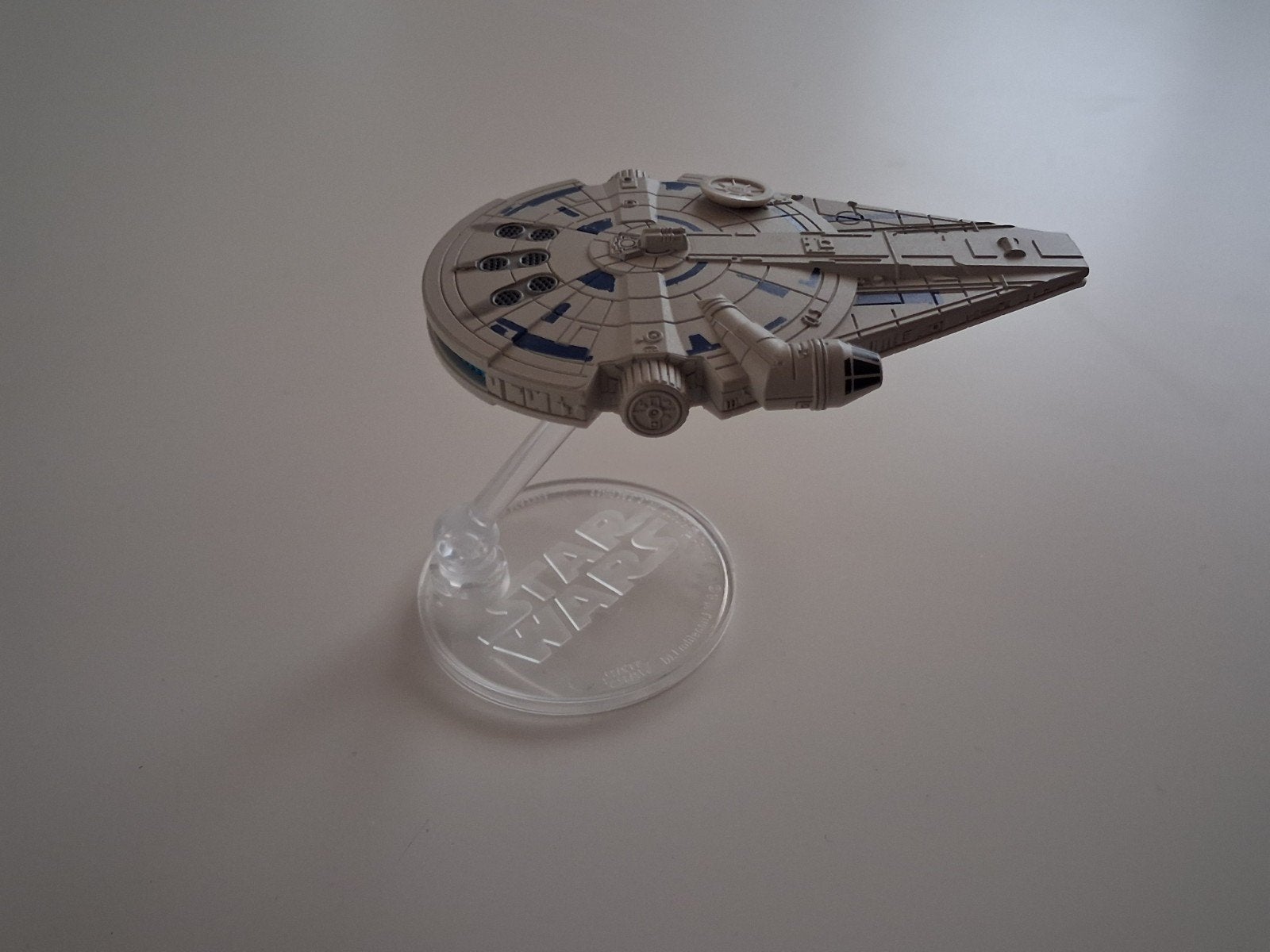 Millennium Falcon - Mattel - Hot Wheels - Star Wars, Ophalen of Verzenden, Zo goed als nieuw, Actiefiguurtje