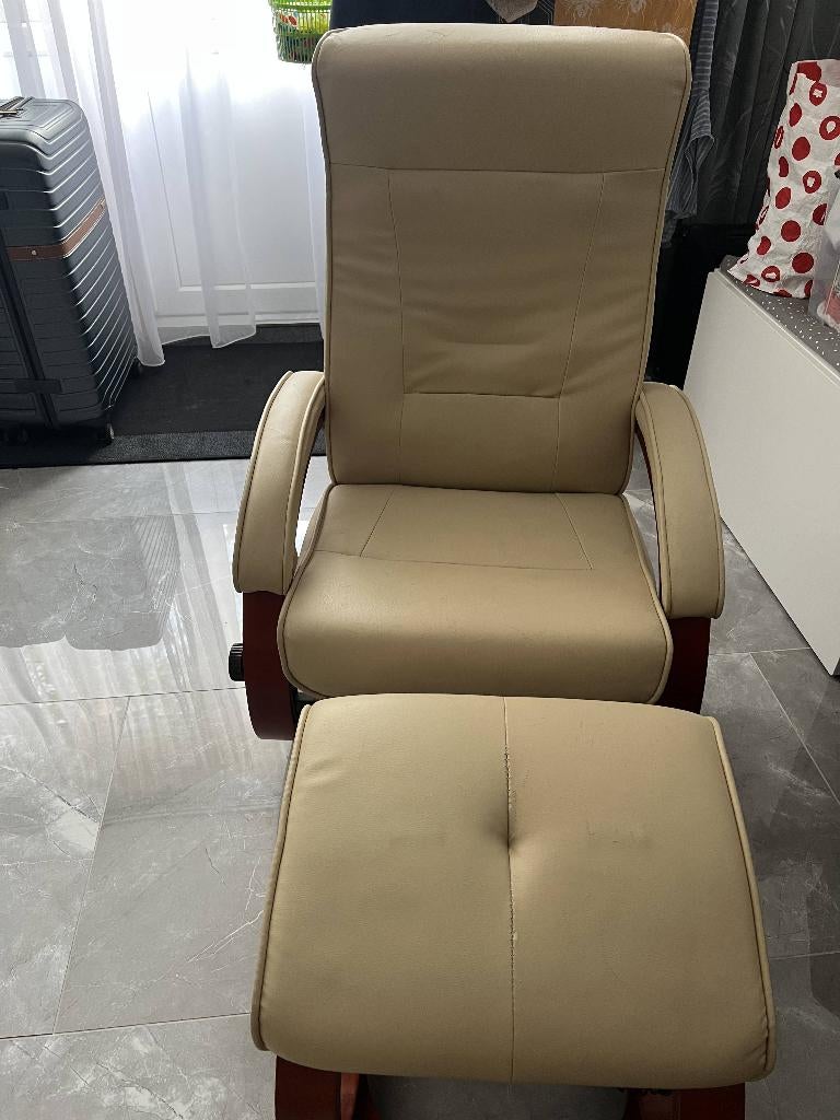 Masagestoel beige kleur, Sport en Fitness, Massageproducten, Ophalen, Gebruikt, Massagestoel of Kussen