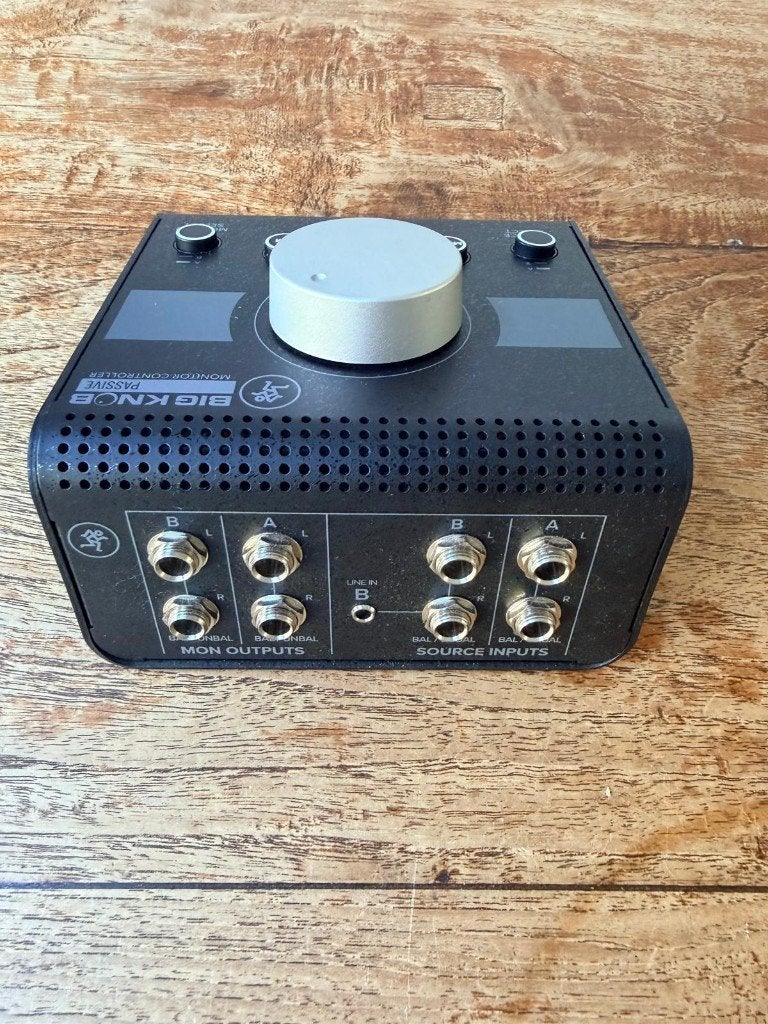 BIG Knob monitor controller, Muziek en Instrumenten, Ophalen of Verzenden, Zo goed als nieuw, Minder dan 5 kanalen