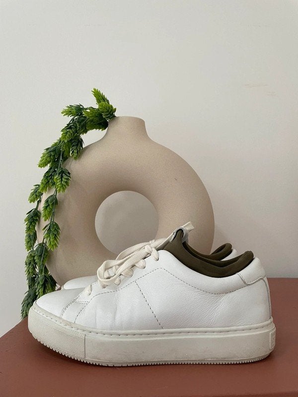 Shabbies witte sneakers maat 36, Shabbies Amsterdam, Wit, Ophalen of Verzenden, Sneakers of Gympen