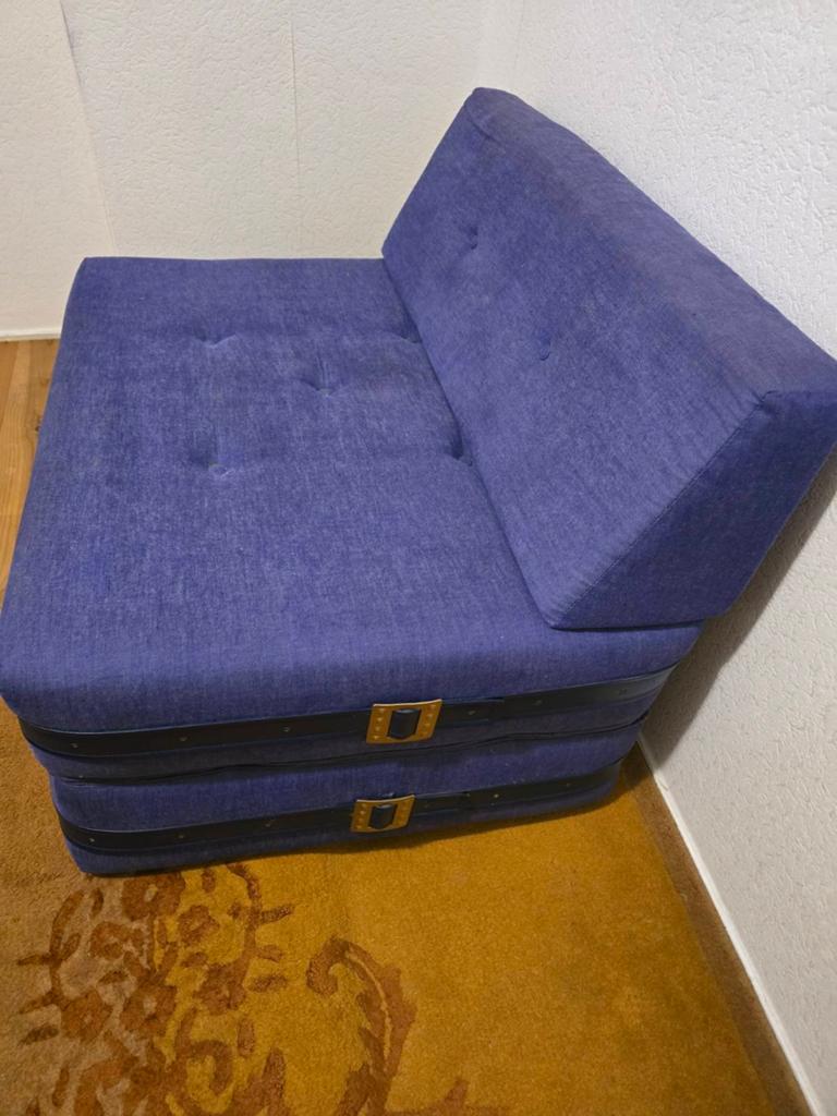 Slaapstoel, kleur donkerblauw, te koop, Ophalen, Zo goed als nieuw, Eenpersoons, Blauw